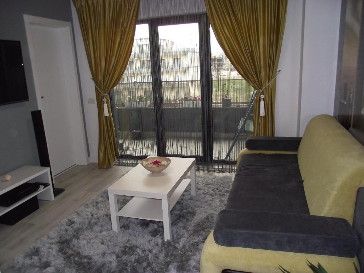 Natalia Apartment Navodari Bagian luar foto