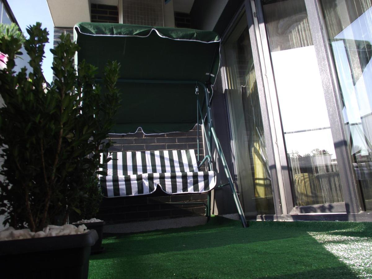 Natalia Apartment Navodari Bagian luar foto
